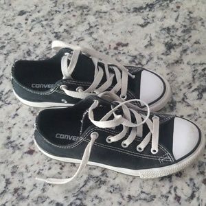 Black and white converse